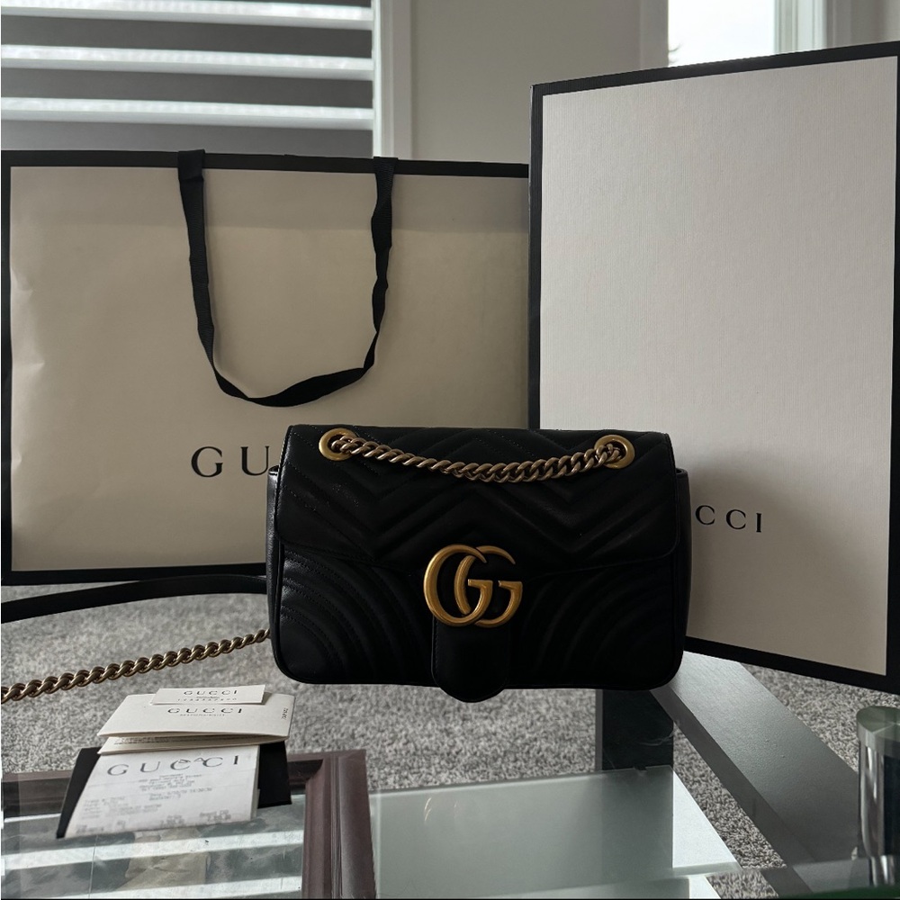 Gucci Marmont Medium Shoulder Bag